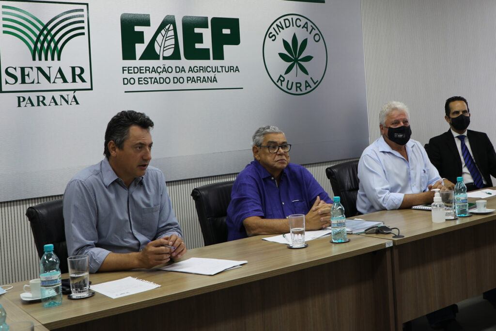 AssembleiaSergio 1024x683 - FAEP reúne lideranças estaduais e nacionais em Assembleia Geral